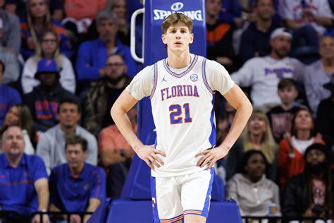 college basketball ats|ncaa basketball over under picks.